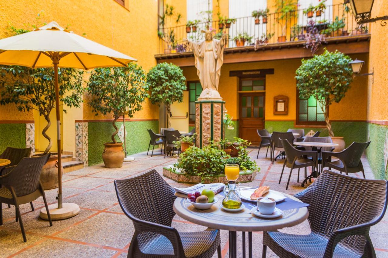 Hostal Loreto Denia Εξωτερικό φωτογραφία