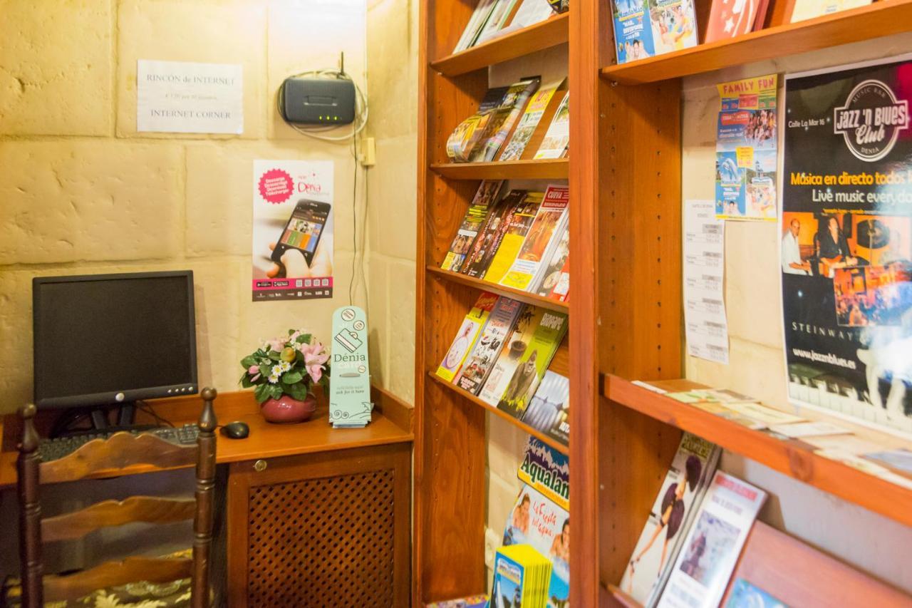 Hostal Loreto Denia Εξωτερικό φωτογραφία